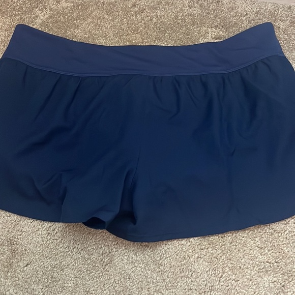 Blue Nike shorts size XL - Picture 4 of 6